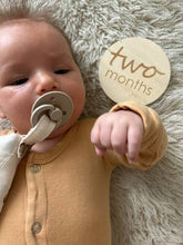 Load image into Gallery viewer, Baby Monthly Milestone Photo Prop Cards (24 milestones)