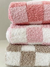 Load image into Gallery viewer, Phufy® Bliss Checkerboard Blanket, Cocoa