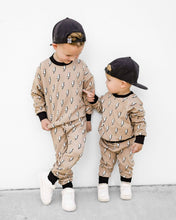 Load image into Gallery viewer, Jogger Set Kids &amp; Baby | Lightning Bolt
