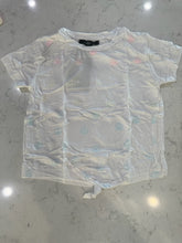 Load image into Gallery viewer, PEACE SIGN FRONT KNOT TEE
