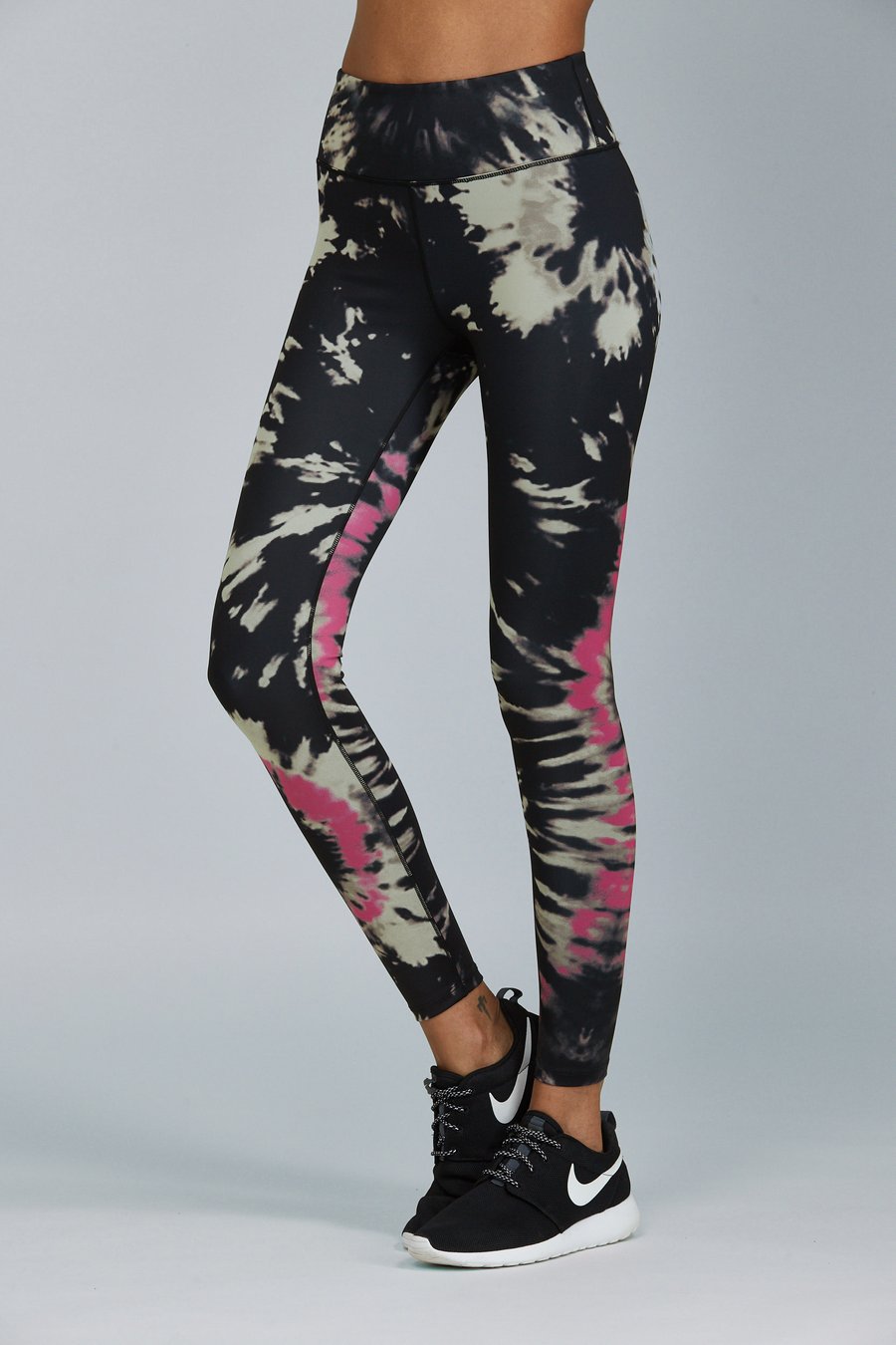 Noli Yoga  Noli Yoga Tie Dye Legging – Urbn Trend